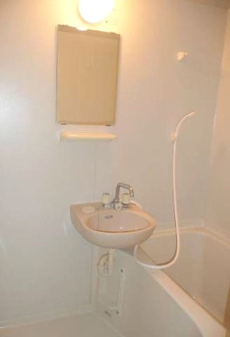 洗面設備　同仕様