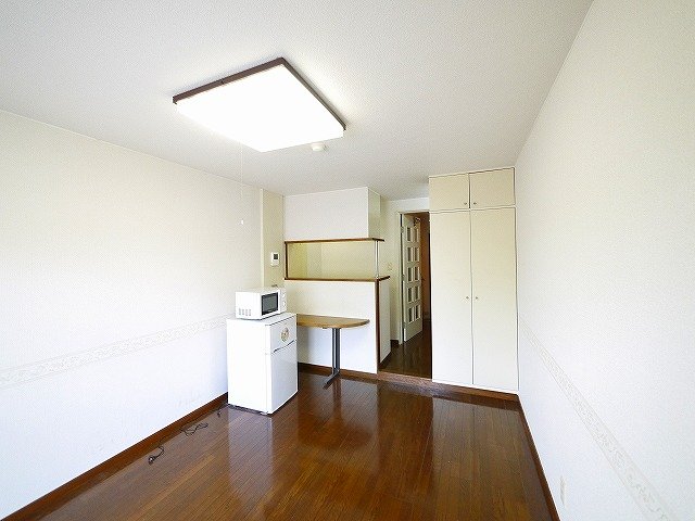 居室・リビング　使いやすい居間です