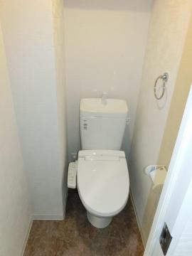 　トイレ　トイレ