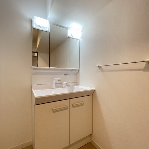 洗面設備　同仕様タイプです