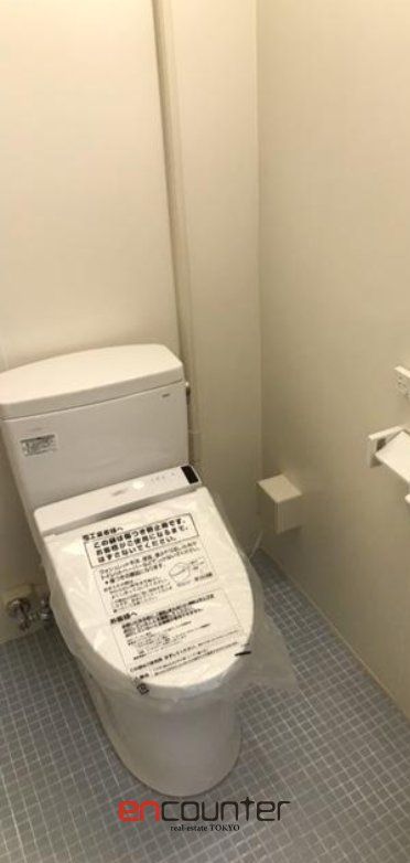 トイレ　※同マンション別室参考写真