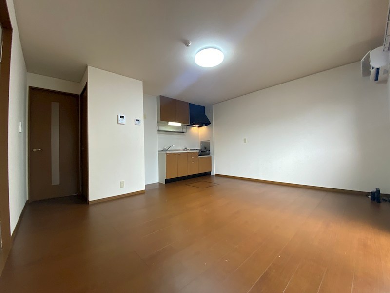 居室・リビング　同仕様写真(反転タイプ)