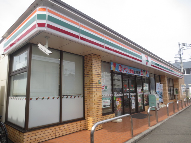 コンビニ　セブンイレブン練馬大泉学園町７丁目店（コンビニ）まで15m