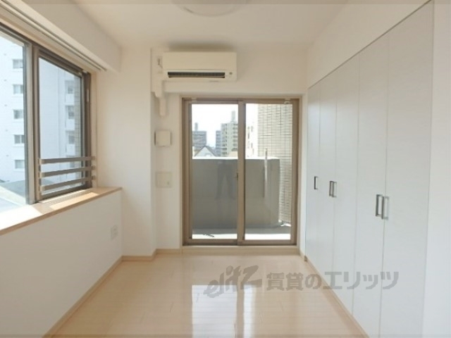 居室・リビング　洋室