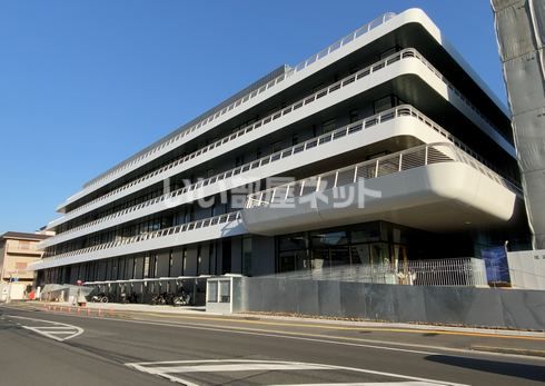 役所　尾道市役所（役所）まで730m