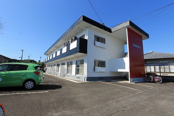 建物外観　リノバース７