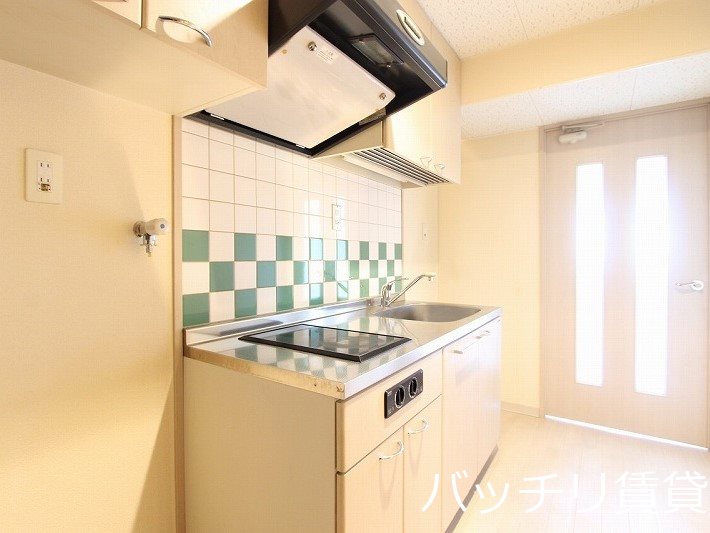 キッチン　同型タイプの為現状優先