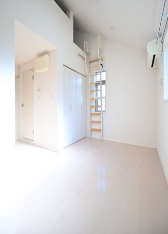 居室・リビング　☆ゆったりスペース☆