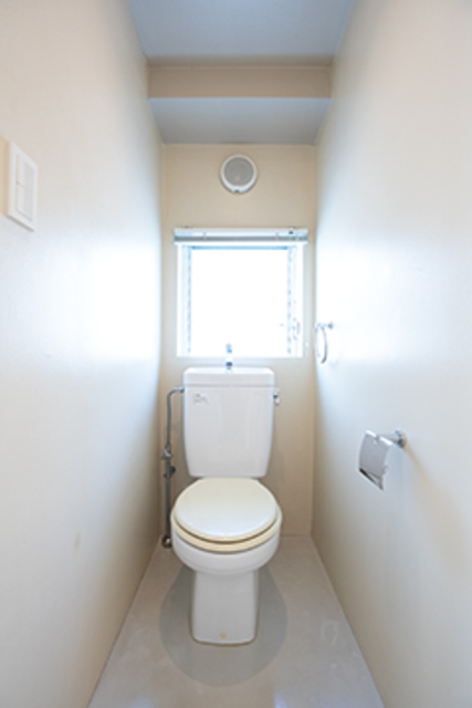 トイレ　※写真は同タイプ住戸です。