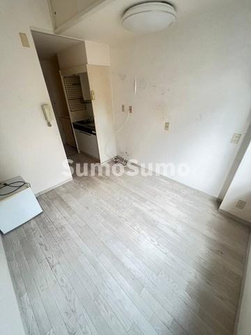 その他部屋・スペース　開放的な寝室です