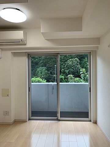 居室・リビング　※別部屋参考写真