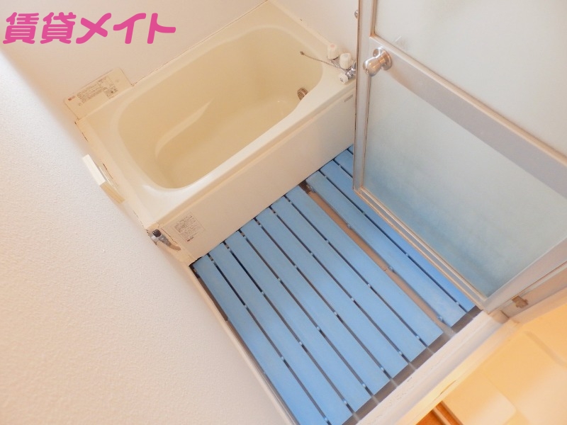 バス・シャワールーム　別部屋参考写真です