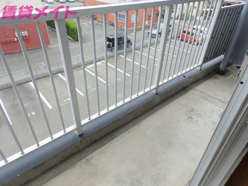 バルコニー　別部屋参考写真です