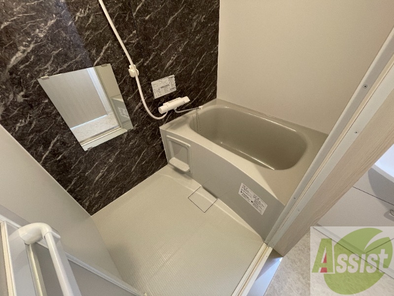 バス・シャワールーム　お風呂になります。一日の疲れを癒してくださいね。