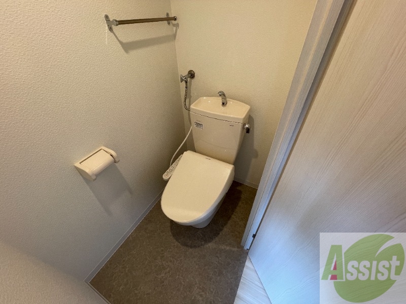 トイレ　トイレです。ウォシュレット付を探している方、おすすめです！
