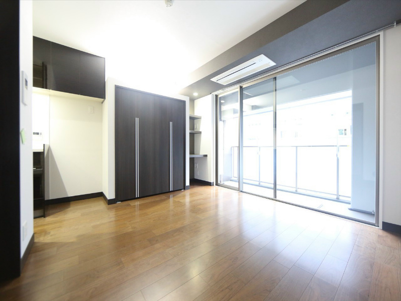 居室・リビング　ＬＤＫ12.1帖　ビルトインエアコン　クローゼット付