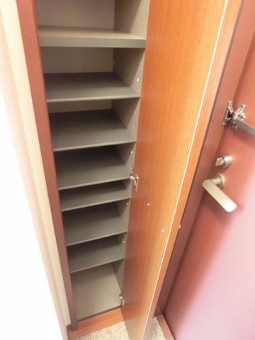 玄関　（別タイプ参考写真）ステラエステート千石　文京区千石３