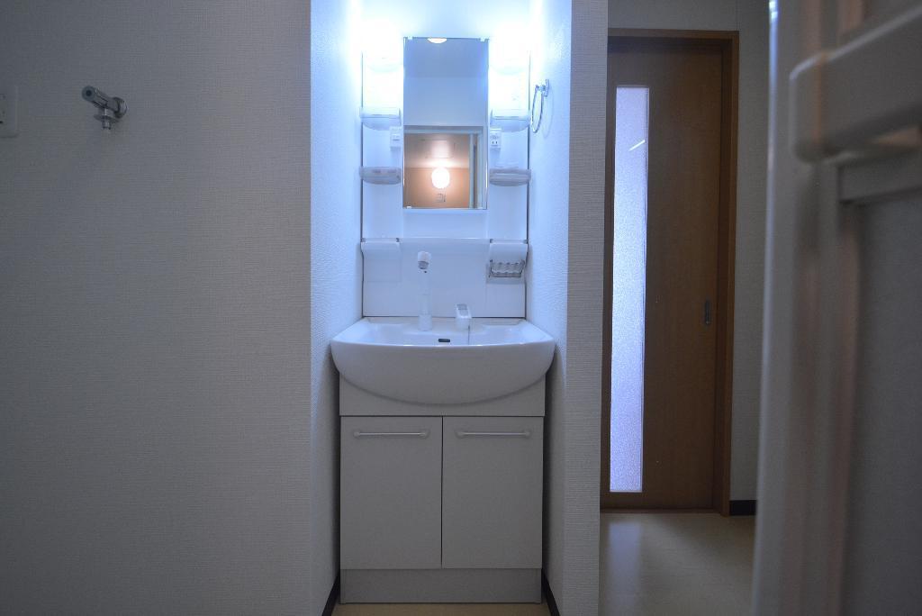 洗面設備　洗髪洗面化粧台