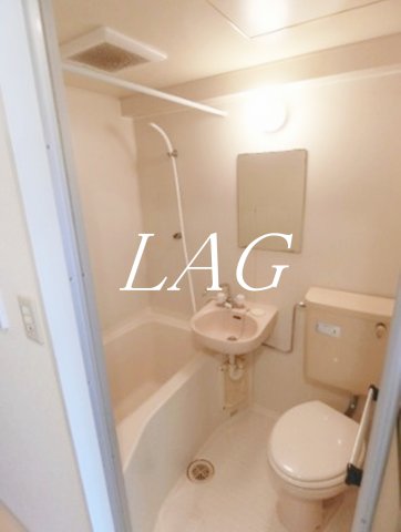 バス・シャワールーム　お風呂です。