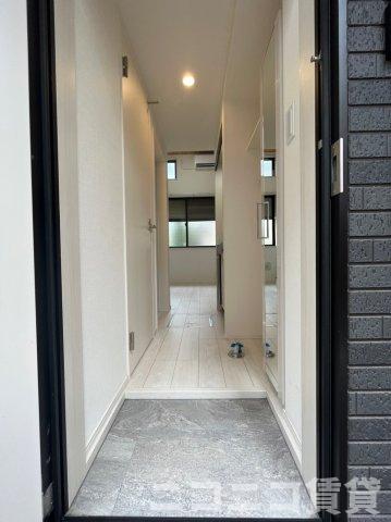 玄関　別号室イメージの為、現状を優先致します。