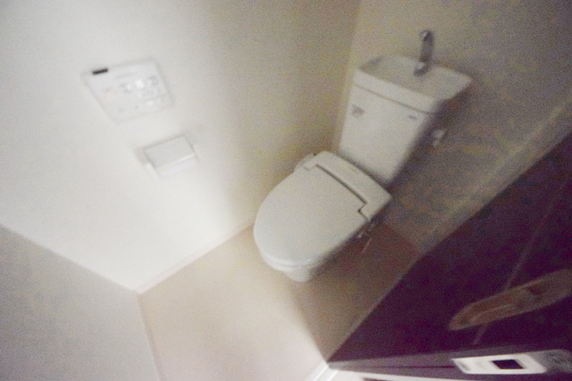 トイレ　～落ち着く空間です～