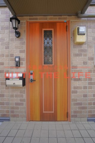 エントランス　ゆとりのあるエントランスです