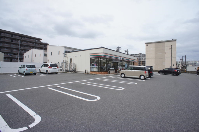 コンビニ　セブンイレブン新潟幸西店（コンビニ）まで466m