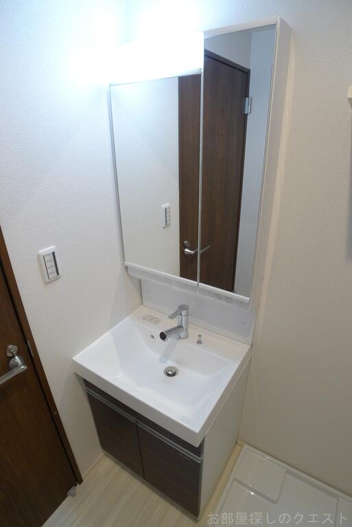 洗面設備　（写真は同施工会社イメージ）