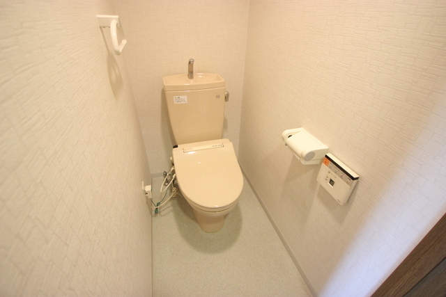 トイレ　別号室の写真