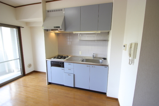 居室・リビング　別号室の写真