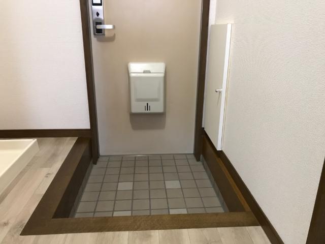 玄関　玄関
