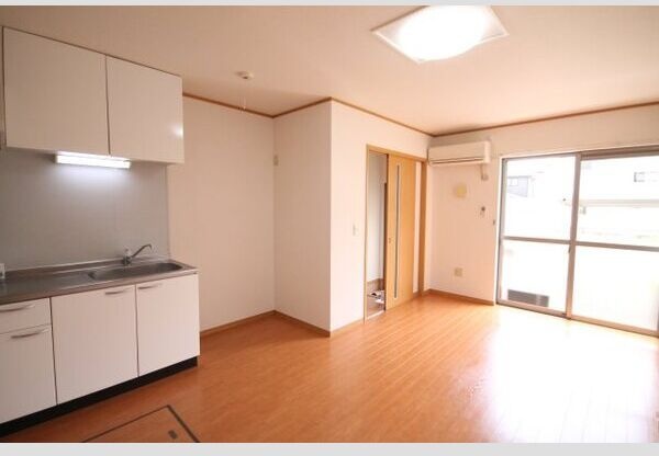 居室・リビング　※写真は同じマンションの違う部屋のものになります。