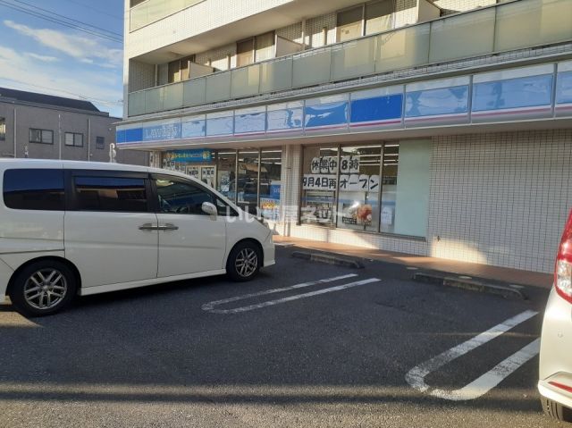コンビニ　ローソン千城台北店（コンビニ）まで583m