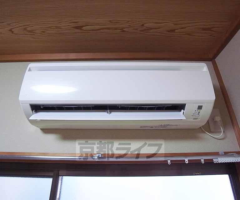 その他設備　エアコン１基ございます。