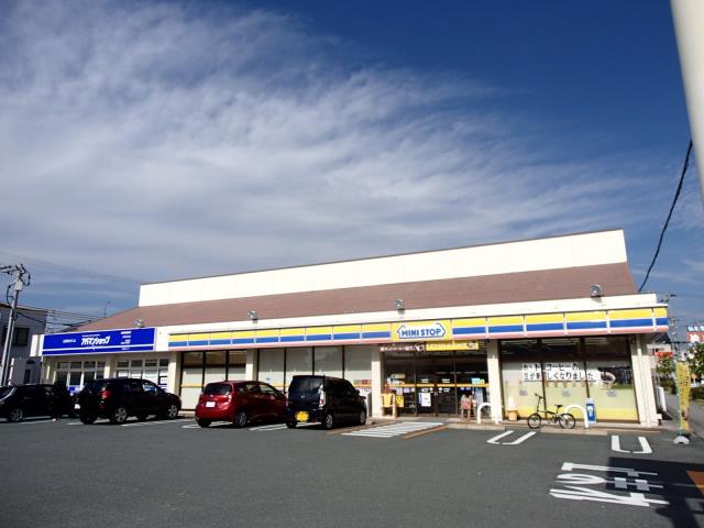 コンビニ　ミニストップ（コンビニ）まで306m