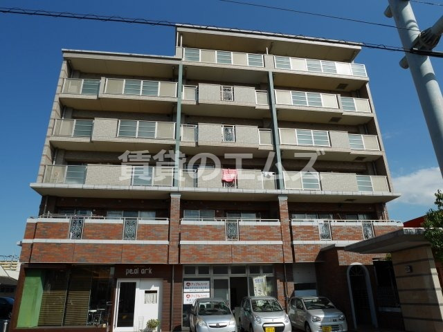 建物外観　ドミール　シャトーの外観