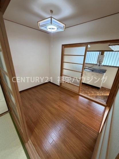地下鉄長堀鶴見緑地線 今福鶴見駅 徒歩8分 1階建 築67年の居間写真