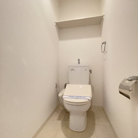 トイレ　同仕様タイプです