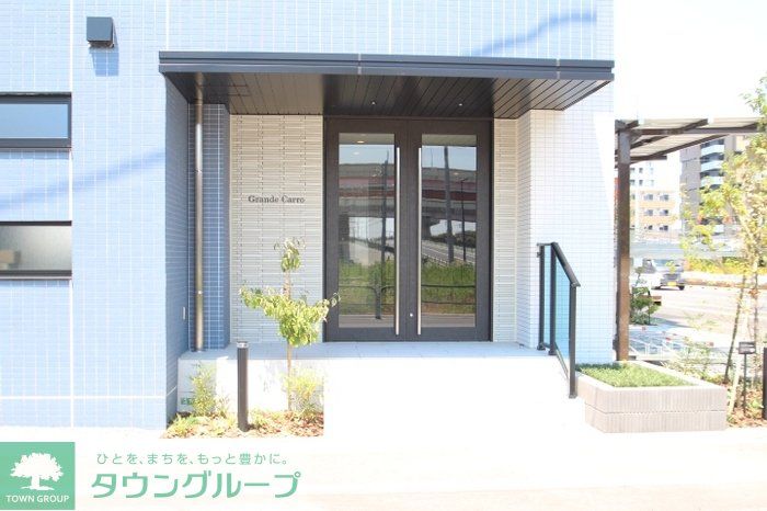 エントランス　エントランス