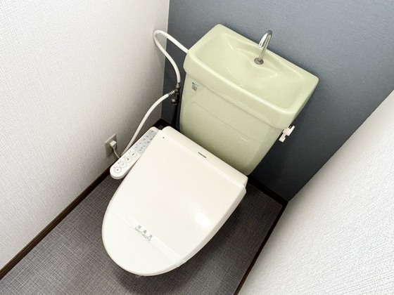 トイレ　シャワー付きトイレ