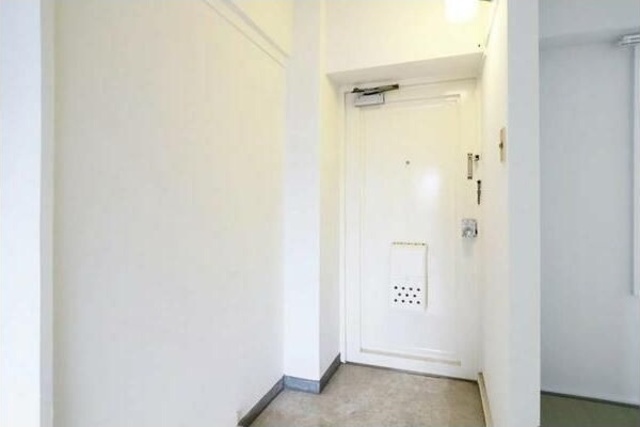 玄関　※同物件別室写真です。現況優先です。
