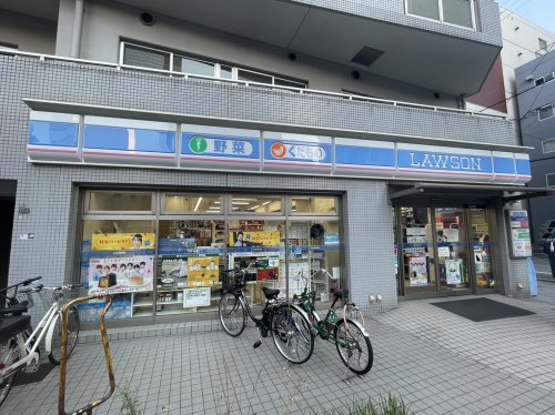 コンビニ　ローソン 北堀江一丁目店（コンビニ）まで33m