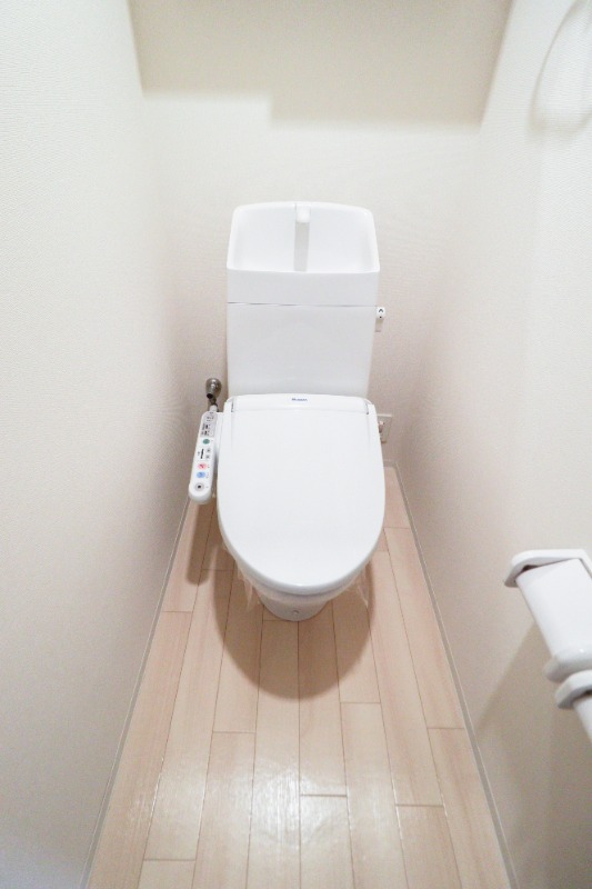 トイレ　図面と現状に相違がある場合には現状を優先