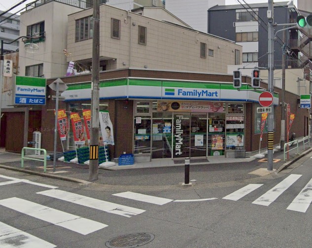 コンビニ　ファミリーマート 千代田二丁目店（コンビニ）まで322m