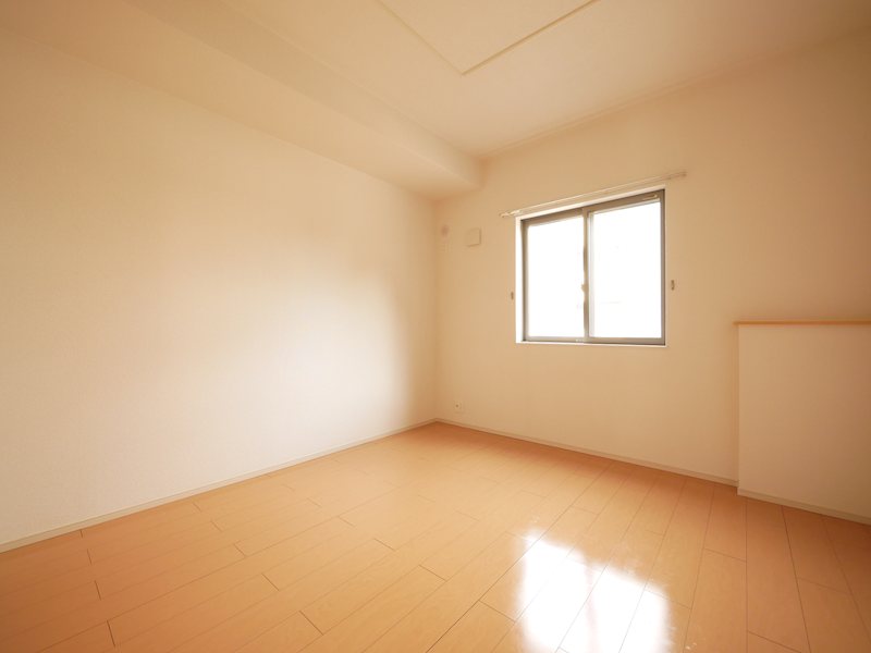 その他部屋・スペース　西側洋室6帖