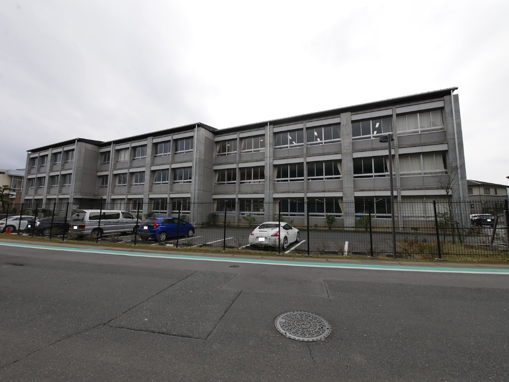 中学校　日立市立日高中学校（中学校）まで1884m
