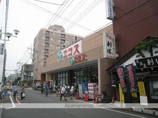コンビニ　ファミリーマート鶴ヶ島駅西店（コンビニ）まで432m