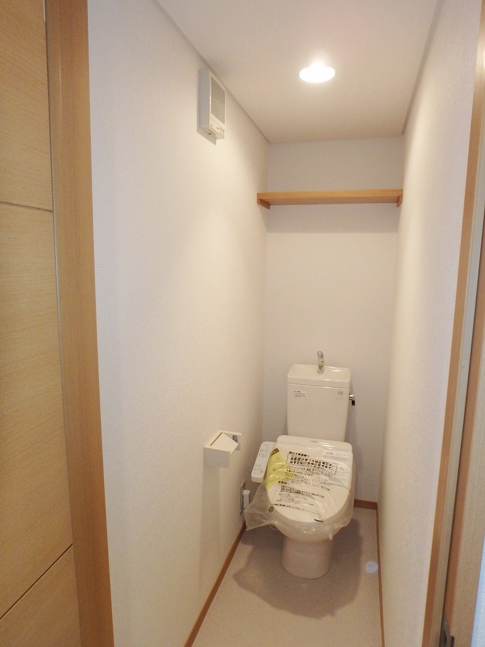 トイレ　※写真は同間取り別部屋のものです