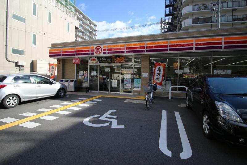 コンビニ　サークルＫ鶴見横堤一丁目店（コンビニ）まで299m
