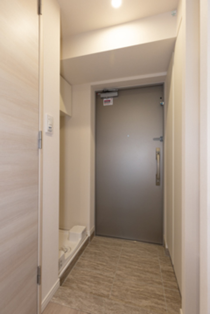 玄関　※写真は同タイプ住戸です。